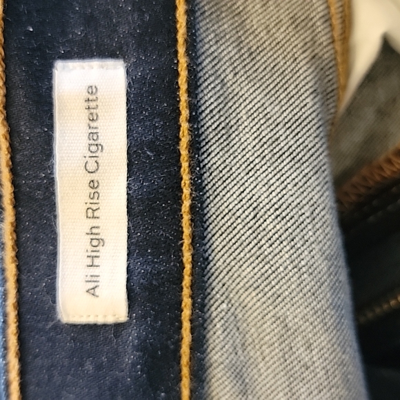 Frame Ali High Rise Cigarette Skinny Jean- 27 - Picture 12 of 13